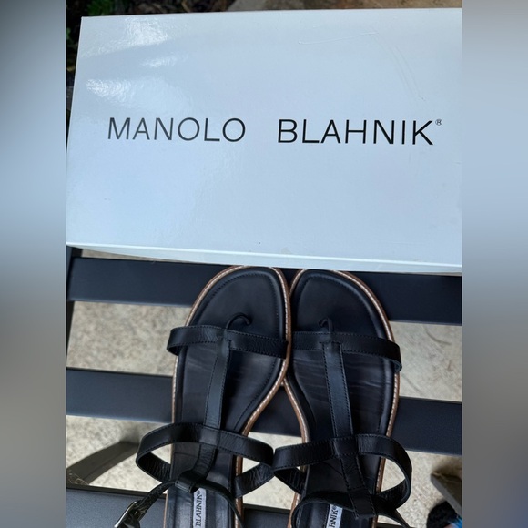 Manolo Blahnik Black Leather Gladiator Sandals Flat With Box Size 41 - Picture 9 of 13